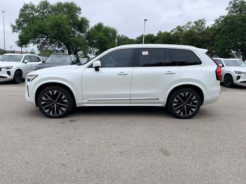 Certified 2025 Volvo XC90 B5 Plus AWD/4WD image 3