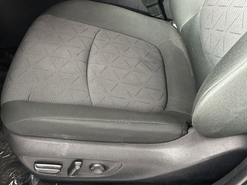 Used 2024 Toyota RAV4 XLE w/ Convenience Package FWD image 12
