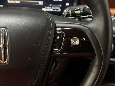 Certified 2020 Lincoln Aviator Reserve w/ Equipment Group 201A image 12