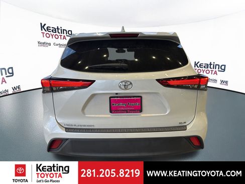 Used 2022 Toyota Highlander XLE image 4