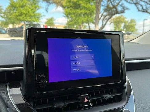 Certified 2024 Toyota Corolla LE image 28