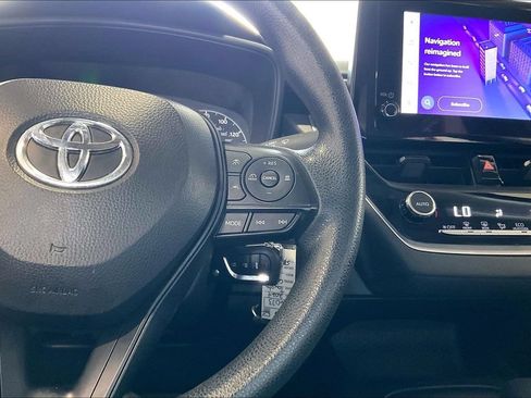 Used 2024 Toyota Corolla LE FWD image 9