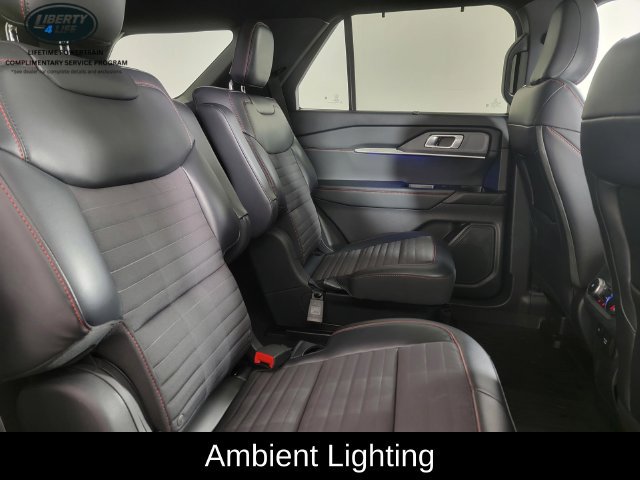 Certified 2025 Ford Explorer ST-Line w/ Premium Package AWD/4WD image 18
