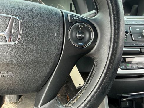 Used 2013 Honda Accord Sport image 26