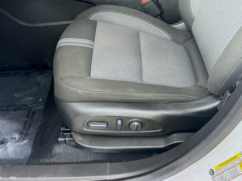 Used 2023 Chevrolet Blazer LT image 26