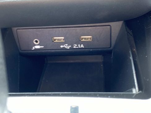 Used 2021 Subaru Outback Premium image 24