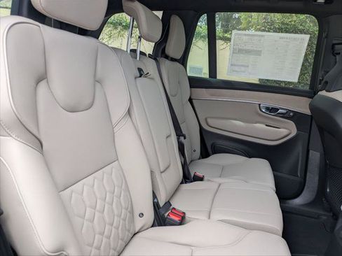 New 2026 Volvo XC90 T8 Plus w/ Protection Package AWD/4WD image 13