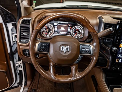 Used 2020 RAM 3500 Limited image 16