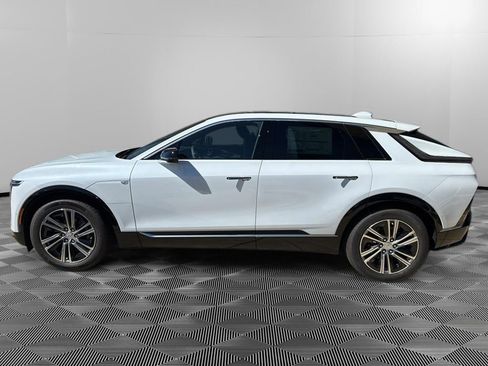 New 2026 Cadillac Lyriq Luxury image 4