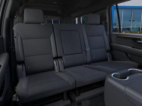 New 2026 Chevrolet Suburban LS AWD/4WD image 17