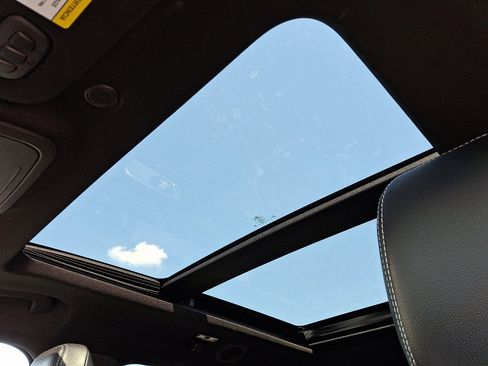 Used 2023 Ford Explorer ST w/ Equipment Group 401A image 16