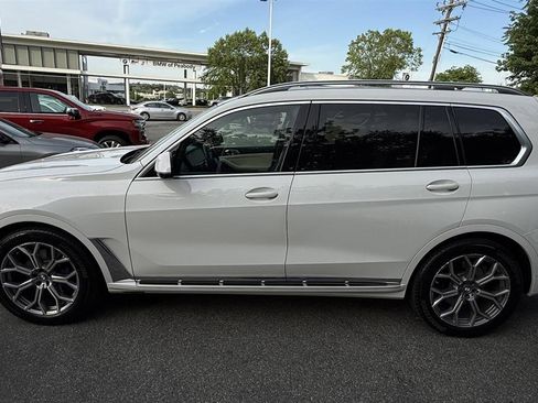 Used 2020 BMW X7 xDrive40i w/ Executive Package AWD/4WD image 12