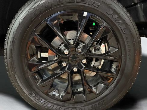 Used 2021 Jeep Wrangler Unlimited Sahara AWD/4WD image 29