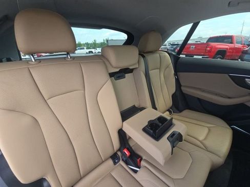 Used 2019 Audi Q8 Premium Plus image 15