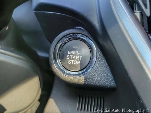 Used 2025 Subaru Forester Limited AWD/4WD image 19