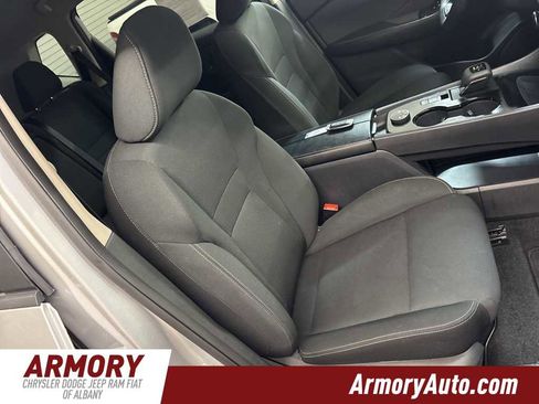 Used 2024 Nissan Rogue S image 35