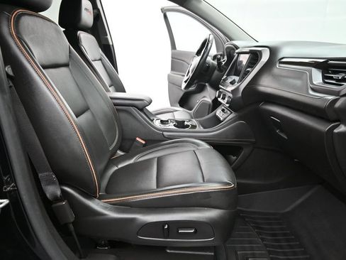 Used 2021 GMC Acadia AT4 w/ LPO, 'HIT The Road' Package AWD/4WD image 18