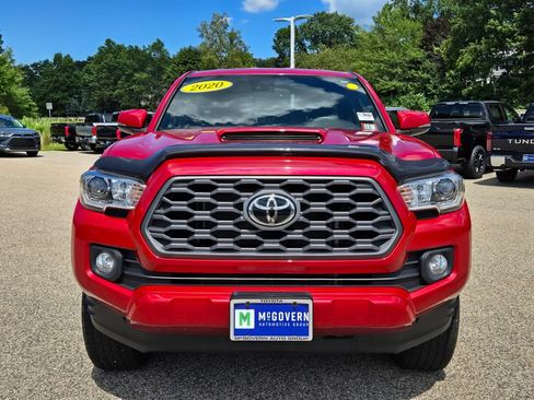 Used 2020 Toyota Tacoma TRD Sport w/ Technology Package AWD/4WD image 9
