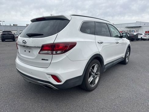 Used 2018 Hyundai Santa Fe AWD w/ SE Ultimate Tech Package 03 image 5
