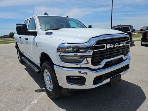 New 2026 RAM 2500 Tradesman AWD/4WD image 41