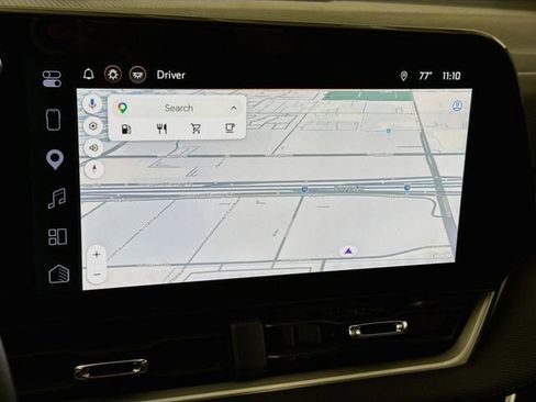 Used 2026 Chevrolet Equinox LT FWD image 13