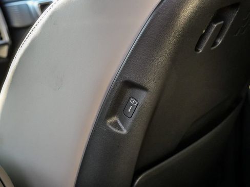 Used 2026 Hyundai Santa Fe SEL FWD image 32
