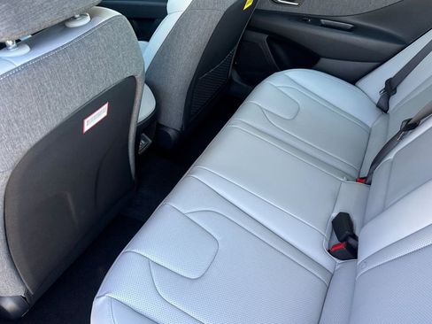 New 2026 Hyundai Elantra Limited FWD image 12