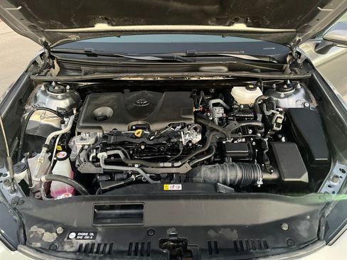 Used 2025 Toyota Camry SE image 25