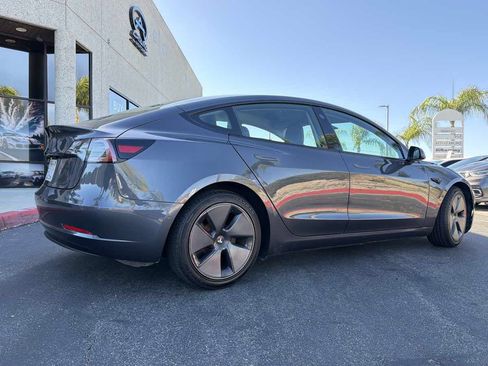 Used 2021 Tesla Model 3 Standard Range Plus RWD image 8