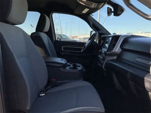 Used 2024 RAM 2500 Big Horn image 17