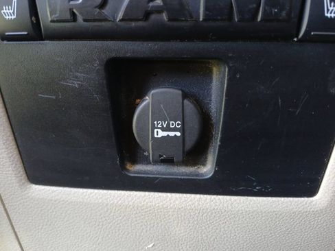 Used 2015 RAM 2500 Laramie w/ Convenience Group AWD/4WD image 27