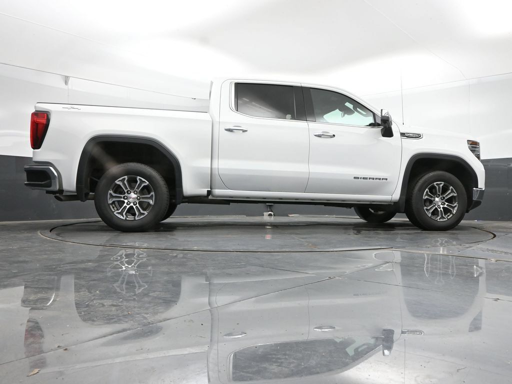 Used 2025 GMC Sierra 1500 SLT AWD/4WD image 40