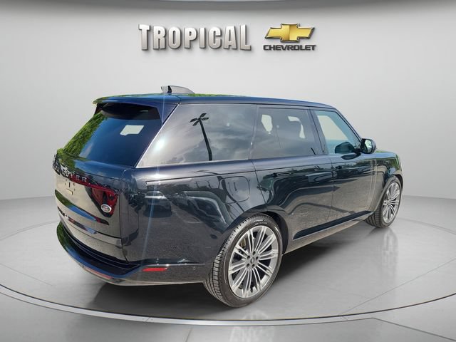 Used 2023 Land Rover Range Rover SE AWD/4WD image 5