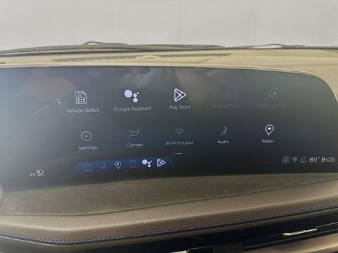 Used 2024 Cadillac XT4 Sport w/ Cold Weather Package image 16