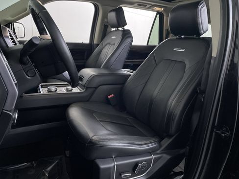 Used 2019 Ford Expedition Max Platinum AWD/4WD image 12