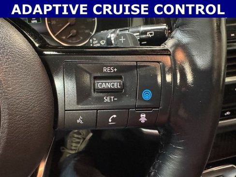 Used 2023 Nissan Pathfinder Platinum w/ Cargo Package image 39