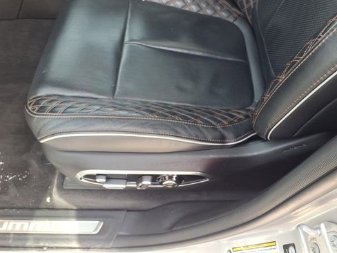 Used 2022 Jeep Grand Cherokee L Summit AWD/4WD image 10