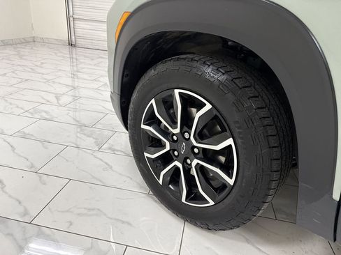 Used 2025 Chevrolet TrailBlazer ACTIV w/ Driver Confidence Package image 34