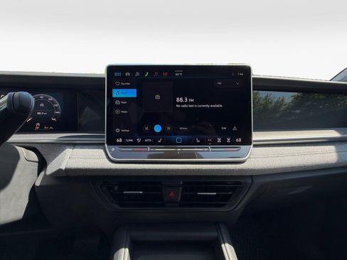 New 2026 Volkswagen Tiguan S AWD/4WD image 17