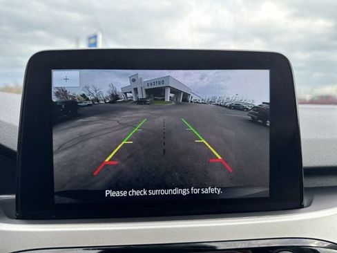 Used 2022 Ford Escape SE w/ Cold Weather Package image 24