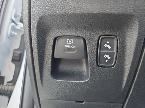 New 2026 RAM 1500 Big Horn AWD/4WD image 14