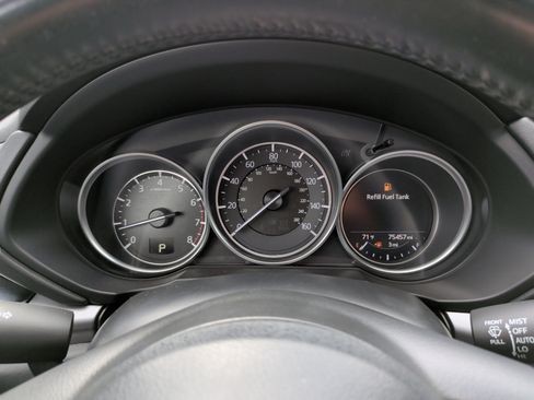 Used 2018 MAZDA CX-5 Touring w/ Preferred Equipment Package image 16