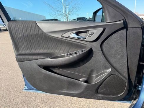 Used 2025 Chevrolet Malibu LT image 23