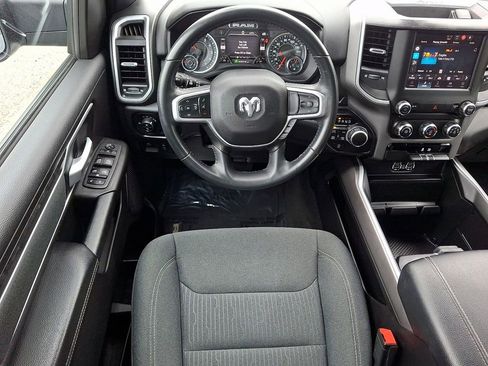 Used 2022 RAM 1500 Big Horn AWD/4WD image 11