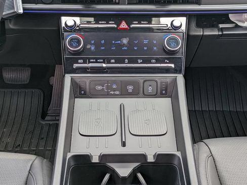 Certified 2025 Hyundai Santa Fe Calligraphy AWD/4WD image 19
