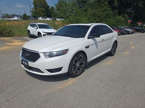 Used 2017 Ford Taurus SHO AWD/4WD image 7