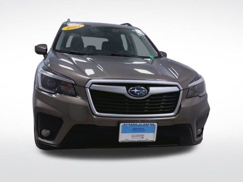 Used 2021 Subaru Forester Premium image 3