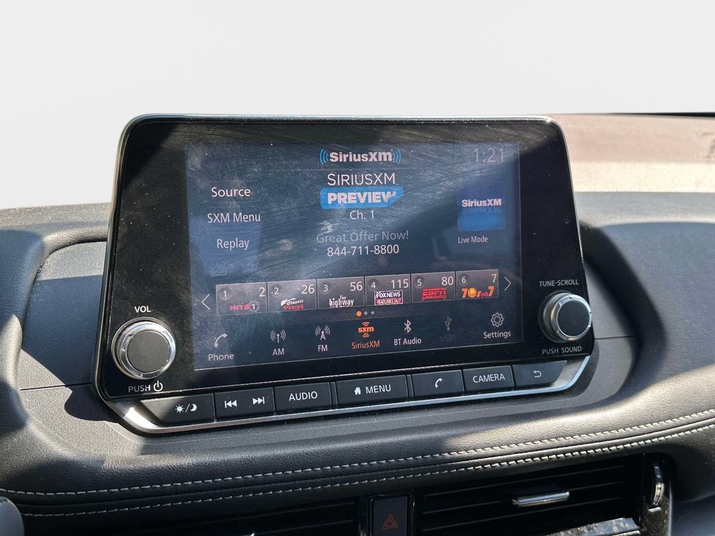 Used 2021 Nissan Rogue SV AWD/4WD image 25