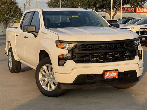 New 2026 Chevrolet Silverado 1500 Custom image 2