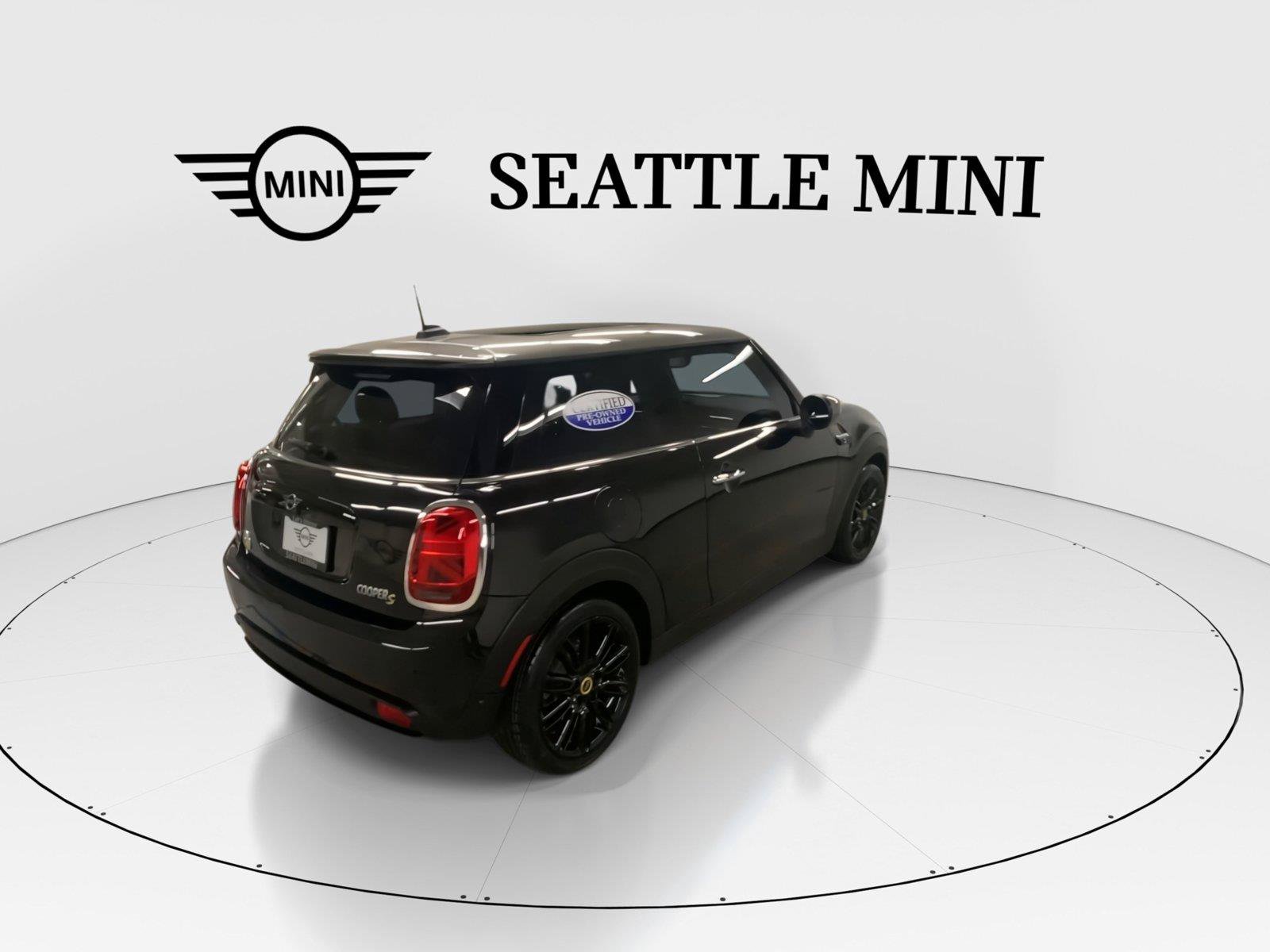 Used 2024 MINI Cooper SE FWD image 10
